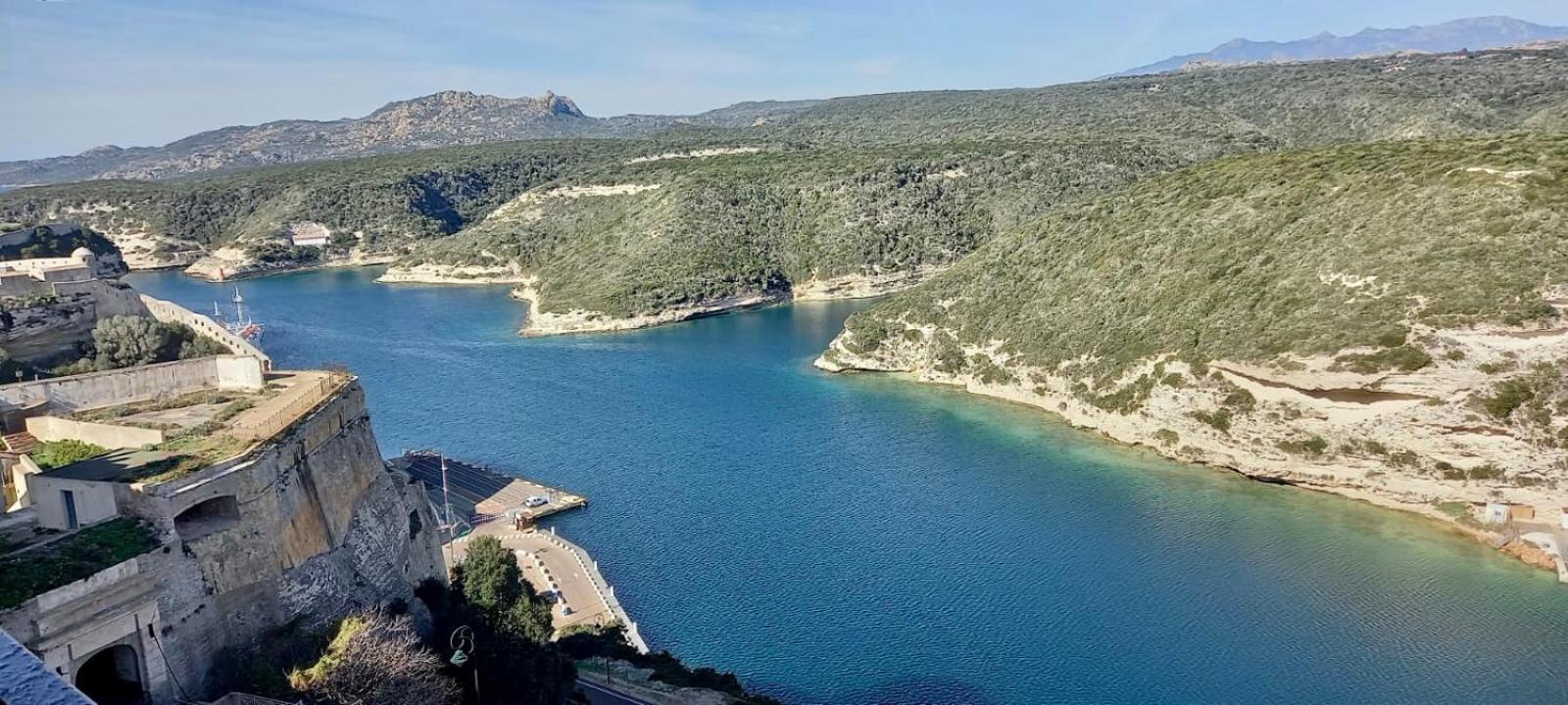 Appartement centre citadelle vue port et falaises Bonifacio  Extérieur photo